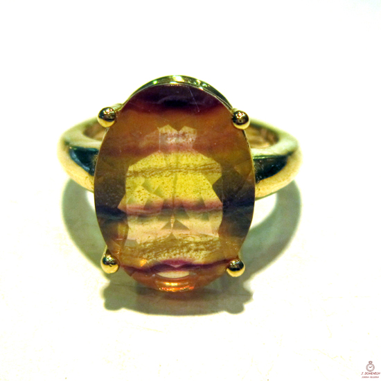 Sortija de Oro amarillo con fluorita tallada c
