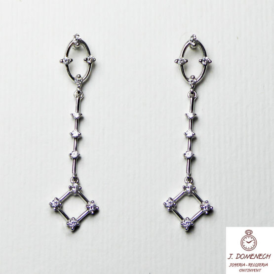 Pendientes de oro blanco con estrellas