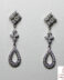 Pendientes de oro blanco largos con circonitas